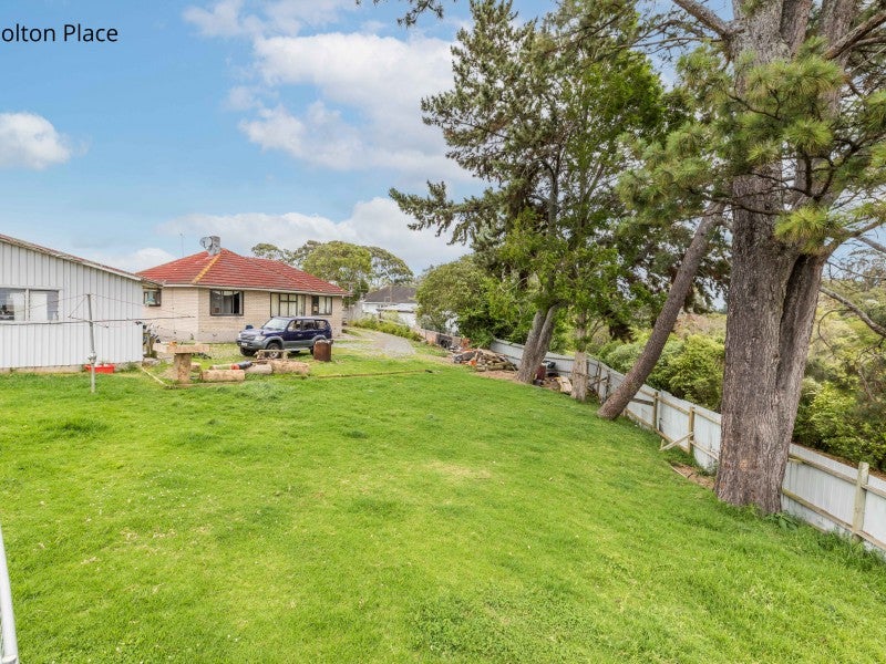 21 Bolton Place, Otara, Auckland - Carousel 2