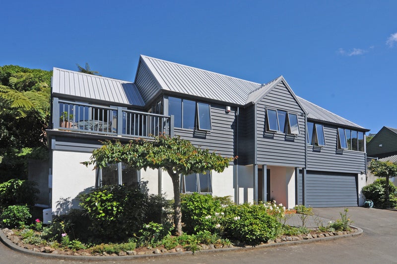 11 Orleans Street, Ngaio, Wellington - Carousel 1