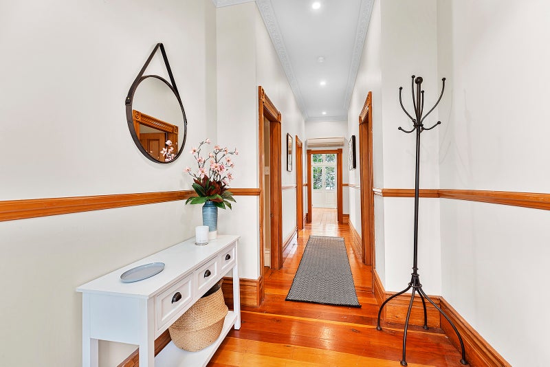 15 George Street, Thorndon, Wellington - Carousel 2