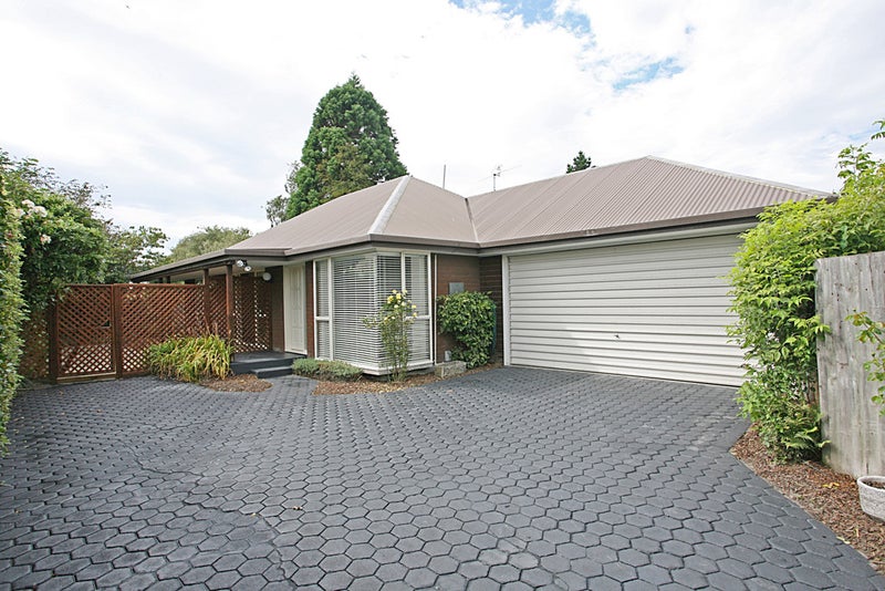 2/36 Ngarimu Street, Avonside, Christchurch - Carousel 1