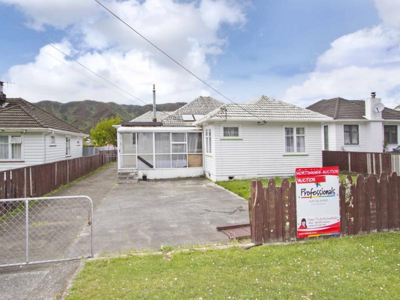 156 Wellington Road, Wainuiomata, Lower Hutt - Carousel 15