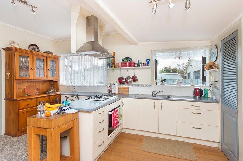 11 Wairamarama Onewhero Road, Tuakau - Carousel 2