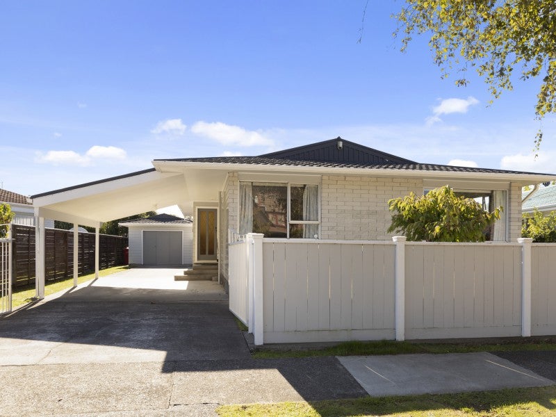 13 Hamerton Street, Naenae, Lower Hutt - Carousel 1