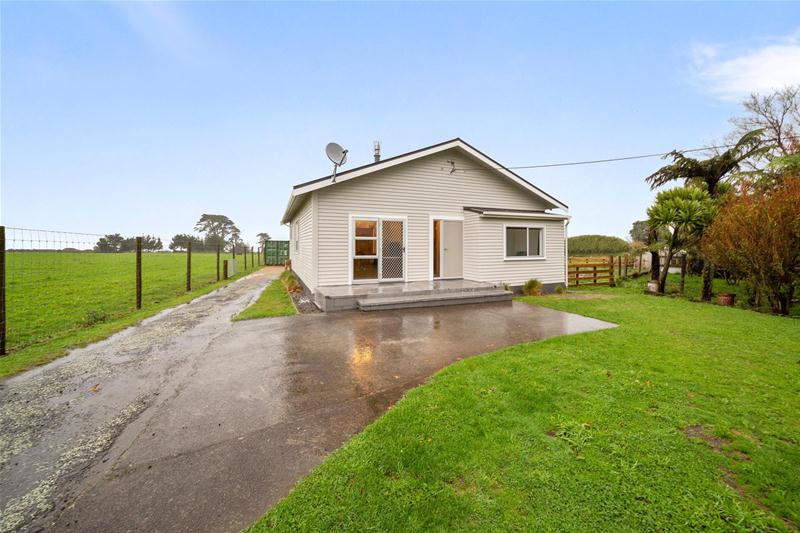 1491 Eltham Road, Hawera - Carousel 2
