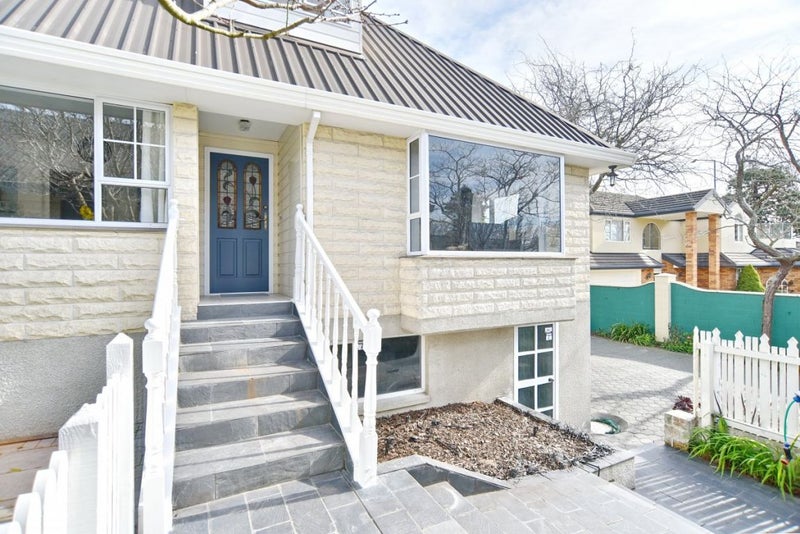 2/2 Valley Road, Cashmere, Christchurch - Carousel 19