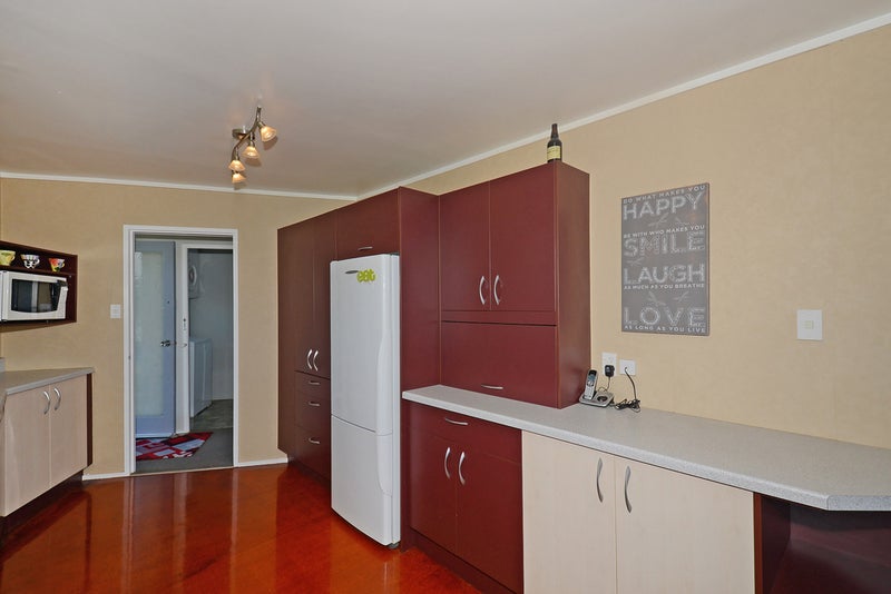 1 Picasso Grove, Belmont, Lower Hutt - Carousel 15