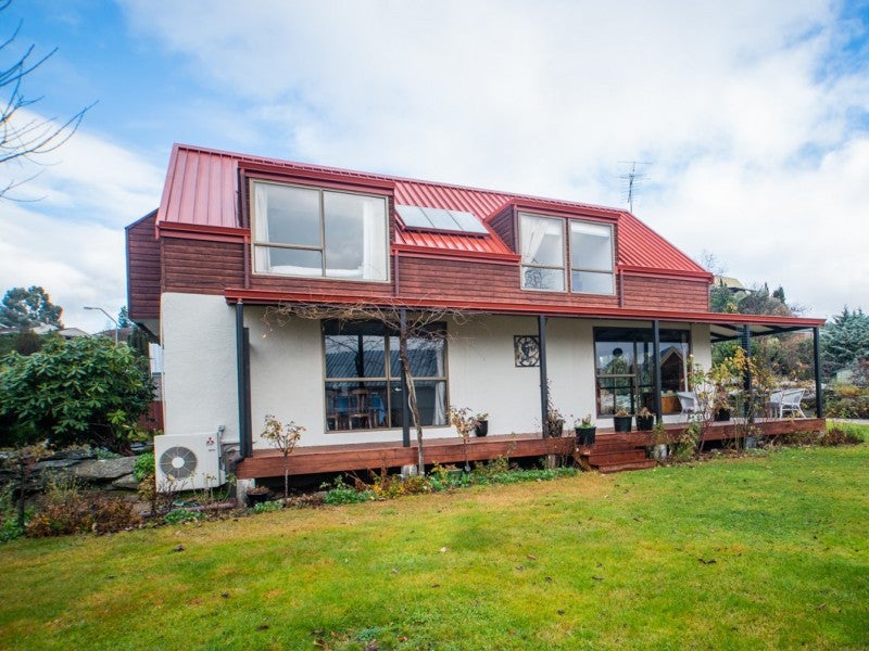 21 O'Neill Crescent, Bridge Hill, Alexandra - Carousel 1