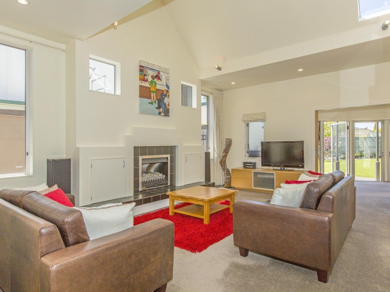 10B Military Road, Boulcott, Lower Hutt - Carousel 2