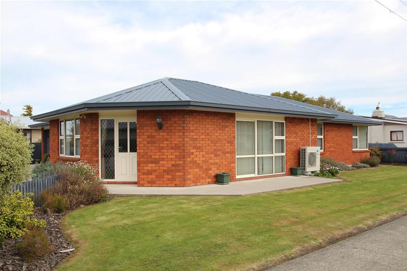 78 Broughton Street, Gore, Gore - Carousel 1