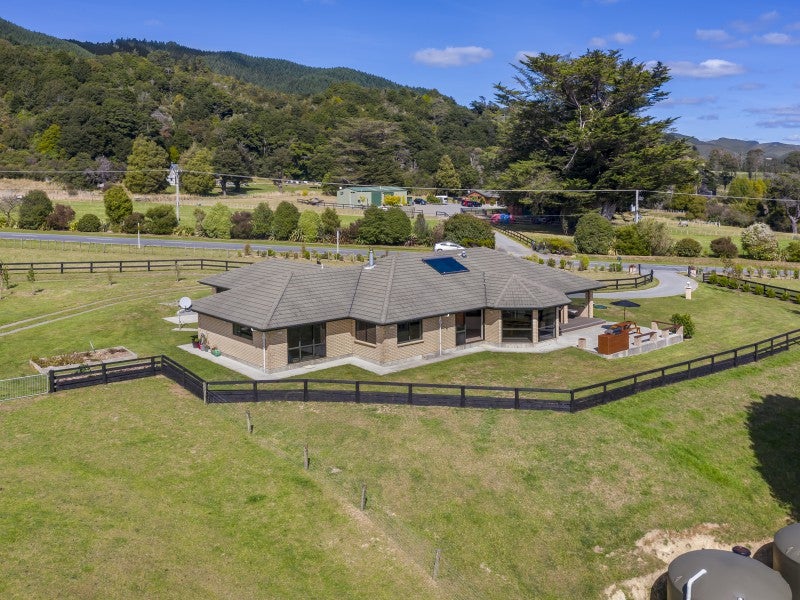 73 Mangaroa Valley Road, Mangaroa, Upper Hutt - Carousel 1