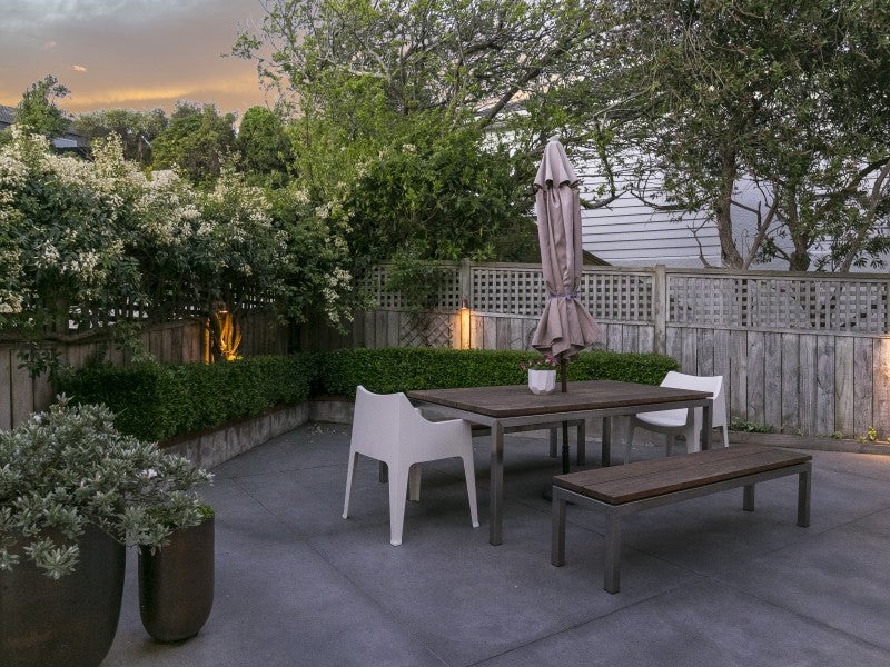 1 Ardross Avenue, Khandallah, Wellington - Carousel 24