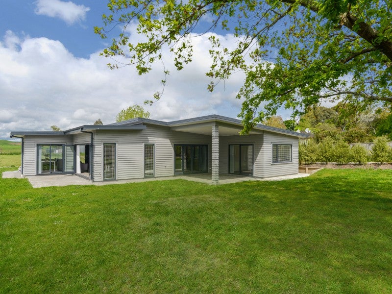1 Arabella Way, Waipukurau, Waipukurau - Carousel 1