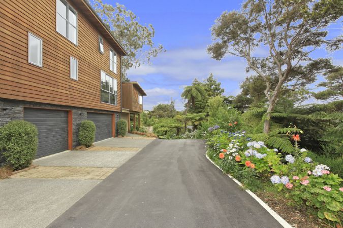 49E Hill Road, Belmont, Lower Hutt - Carousel 1
