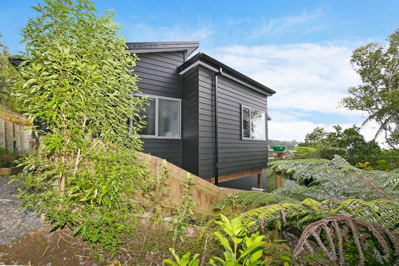 69E Chamberlain Road, Karori, Wellington - Carousel 2