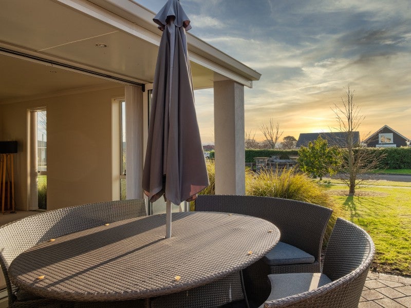 49 Sterling Park, Lytton West, Gisborne - Carousel 2