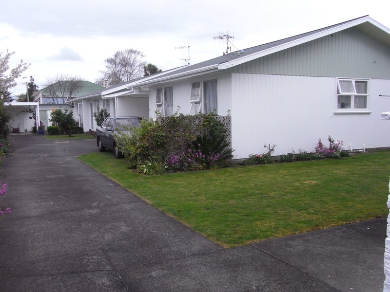 27 Young Street, Whanganui East, Whanganui - Carousel 2