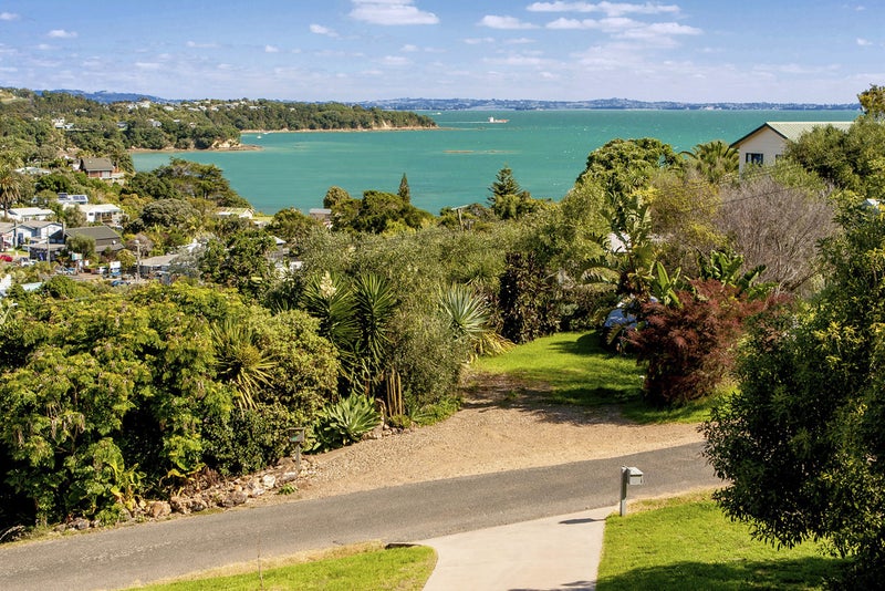 23 Tetley Road, Surfdale, Waiheke Island - Carousel 16