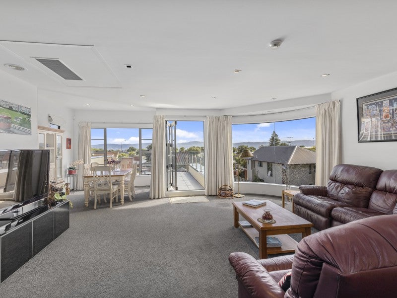 205 Muritai Road, Eastbourne, Lower Hutt - Carousel 2