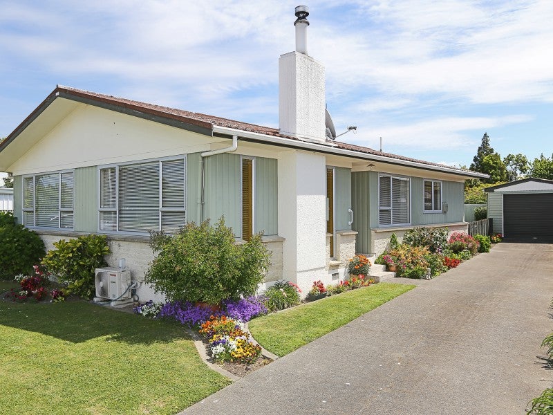 33 Chester Street, Taradale, Napier - Carousel 1