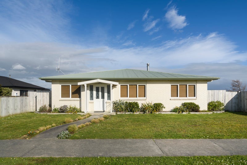 93 Parnell Heights, KELVIN GROVE, PALMERSTON NORTH - Carousel 2