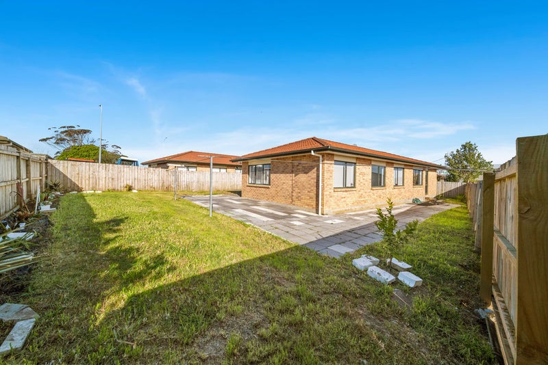 2/415 Roscommon Road, Clendon Park, Auckland - Carousel 16