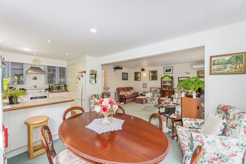 3/12 Herons Way, Northcote, Auckland - Carousel 20