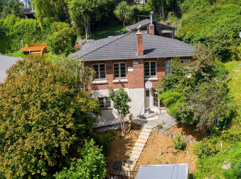 19 Reynolds Street, The Glen, Dunedin - Carousel 1