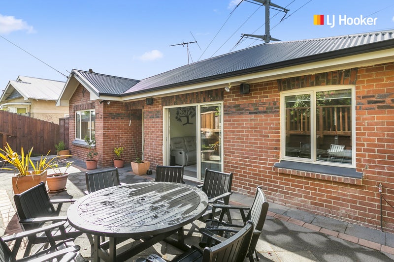 35 Forfar Street, Clyde Hill, Dunedin - Carousel 1