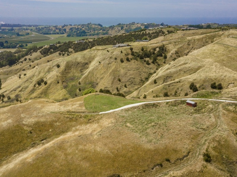 204 Eskridge Drive, Eskdale, Napier - Carousel 1
