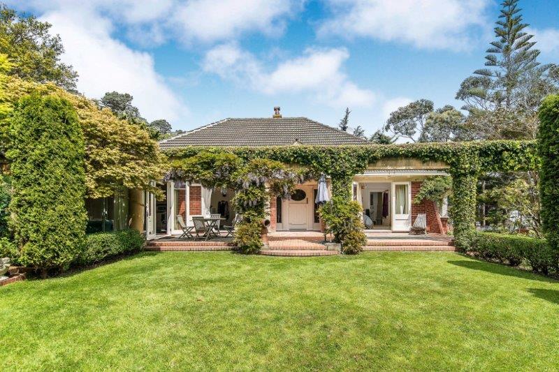 579 Broadway, Strathmore Park, Wellington - Carousel 1