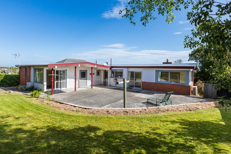 83 Dunrobin Street, Waverley, Dunedin - Carousel 1