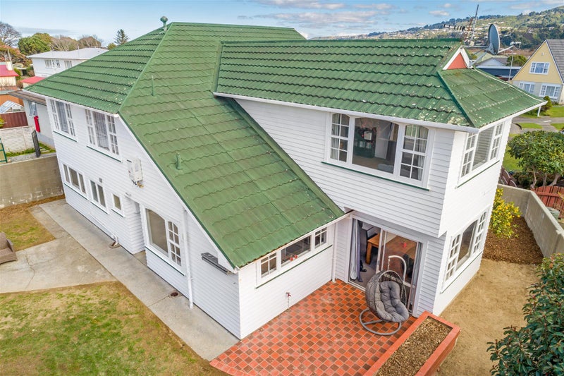 8 Earlston Grove, Avalon, Lower Hutt - Carousel 2