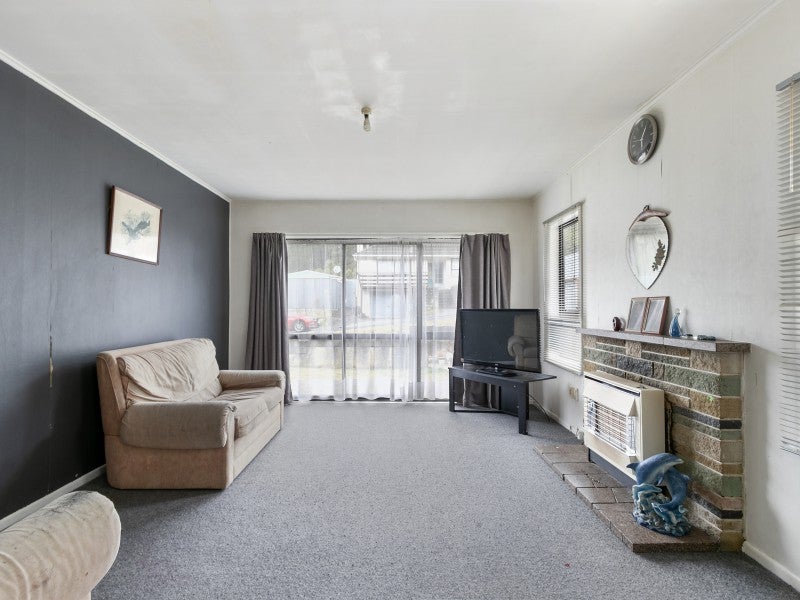 66 Lees Grove, Wainuiomata, Lower Hutt - Carousel 2
