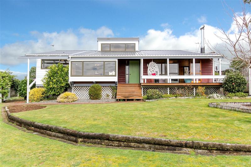 10A Virginia Place, Whalers Gate, New Plymouth - Carousel 1