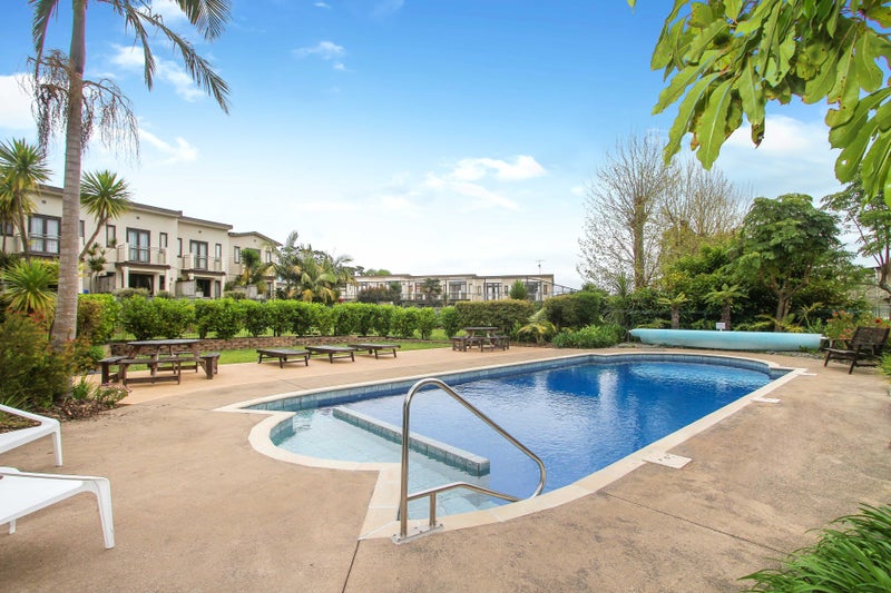95/92 Bush Road, Albany, Auckland - Carousel 2