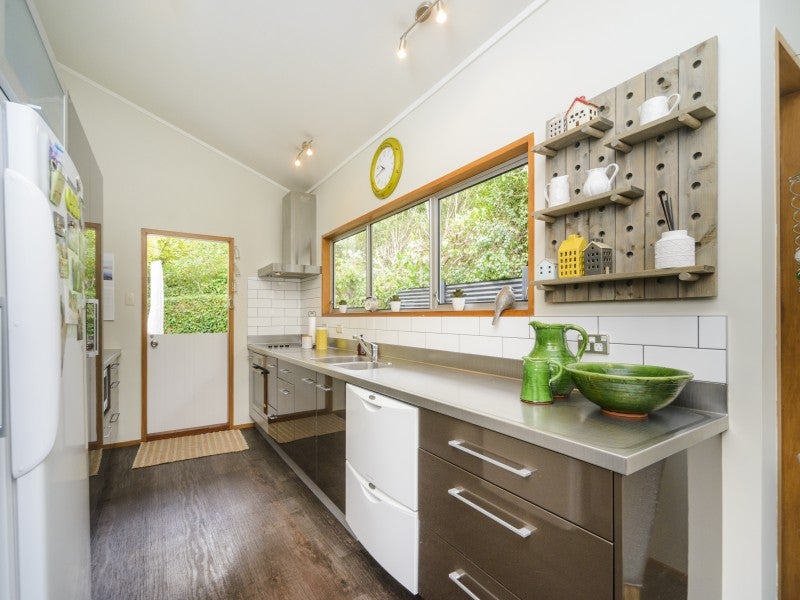 7 Seaton Court, Hokowhitu, Palmerston North - Carousel 2