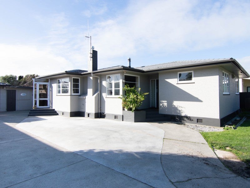 75 Botanical Road, Takaro, Palmerston North - Carousel 1