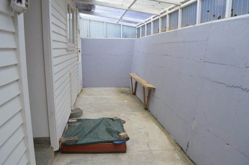 26 Chester Road, Tawa, Wellington - Carousel 15