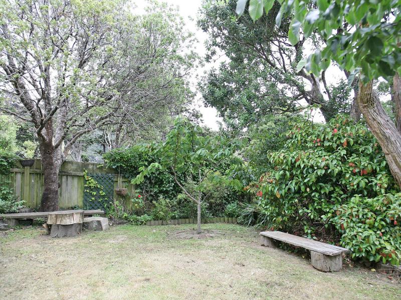 27 Korimako Road, Days Bay, Lower Hutt - Carousel 20