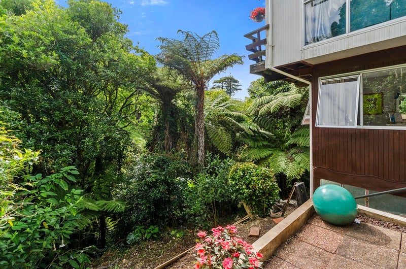 1/11 Fenton Terrace, Cockle Bay, Auckland - Carousel 2