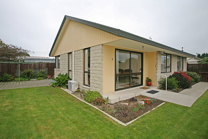 2/51 Neill Street, Hornby, Christchurch - Carousel 1