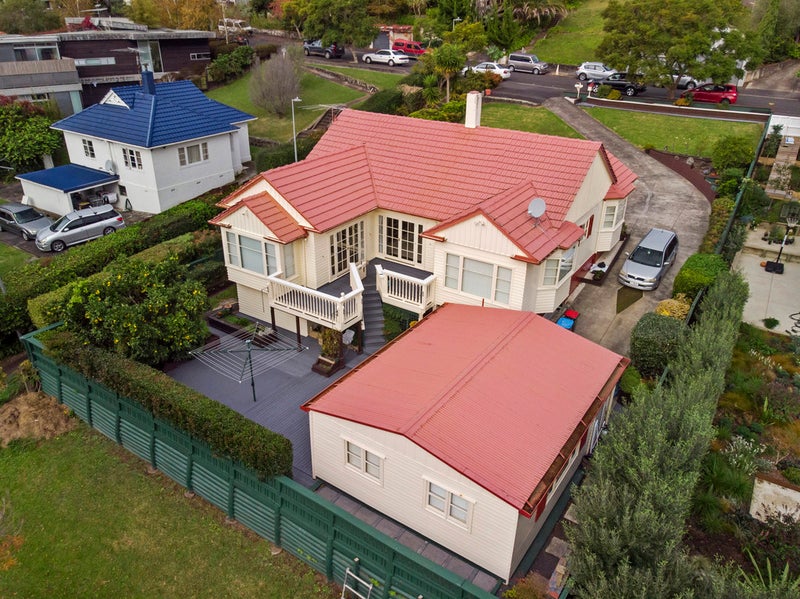 34 Tautari Street, Orakei, Auckland - Carousel 2