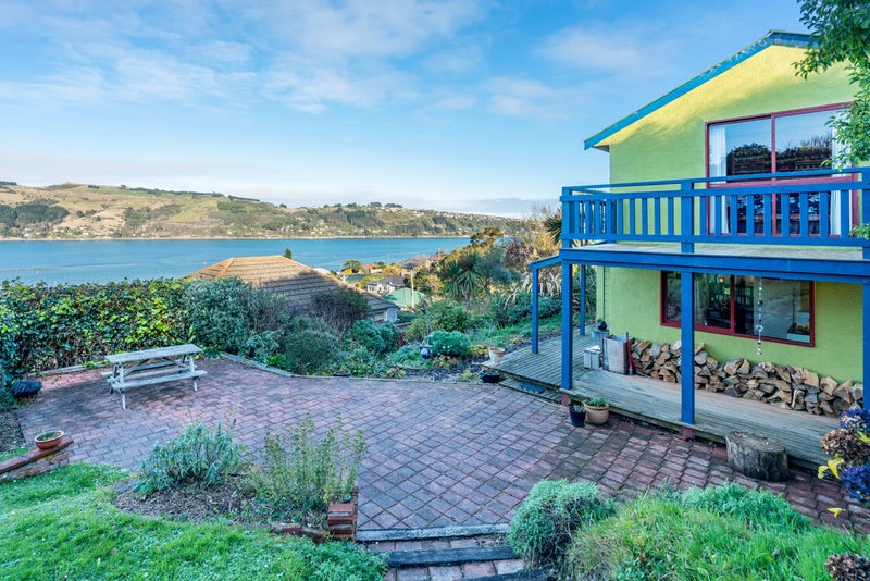 12 Seddon Street, Ravensbourne, Dunedin - Carousel 1