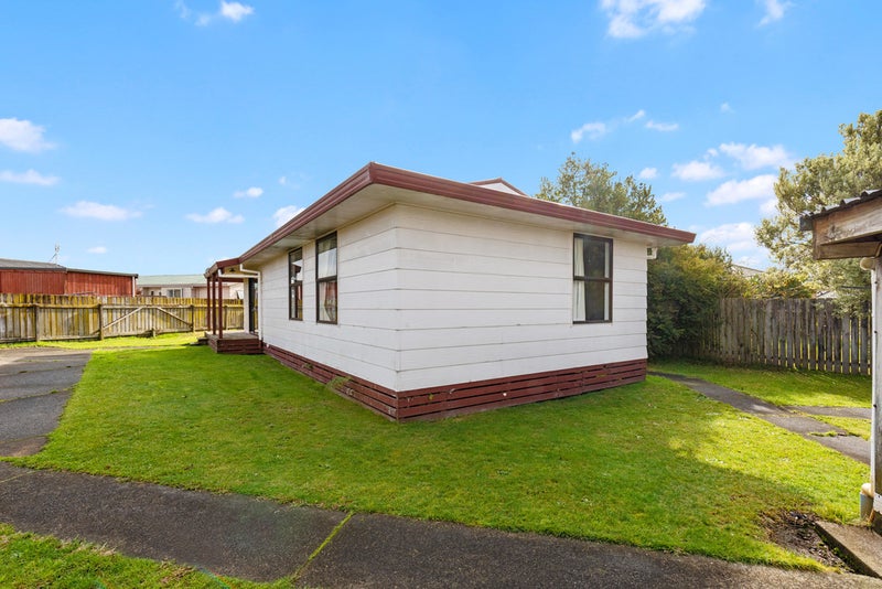 41B Lloyd Drive, Nawton, Hamilton - Carousel 13
