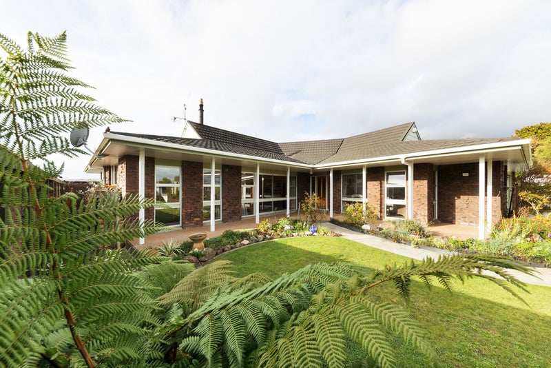 7 Te Punga Place, Awapuni, Palmerston North - Carousel 1