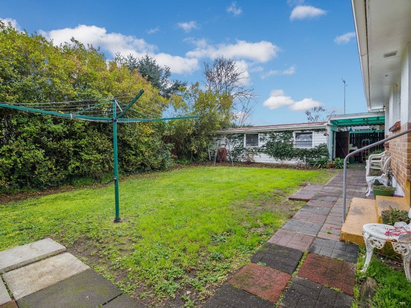 1079 Fergusson Drive, Clouston Park, Upper Hutt - Carousel 12