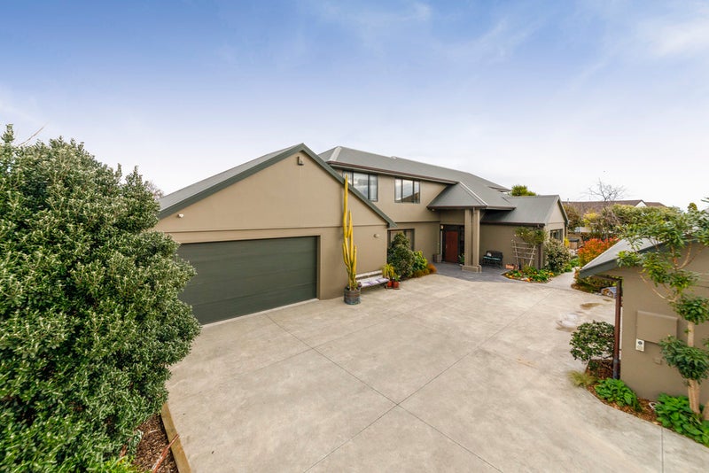 172 Kelvin Grove Road, Kelvin Grove, Palmerston North - Carousel 2