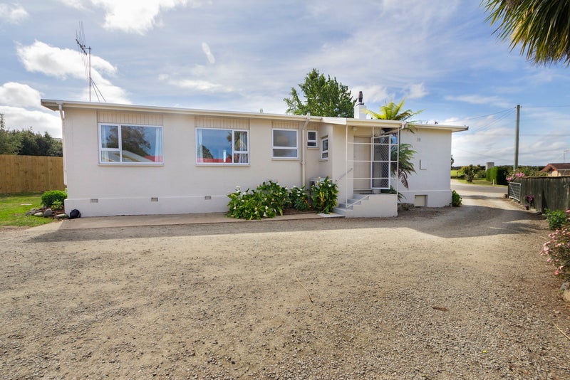 43 Main Street, Weston, Oamaru - Carousel 17