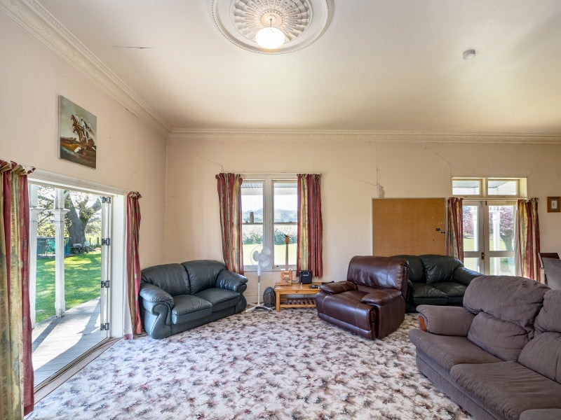 430 Kohinui Road, Pahiatua - Carousel 2