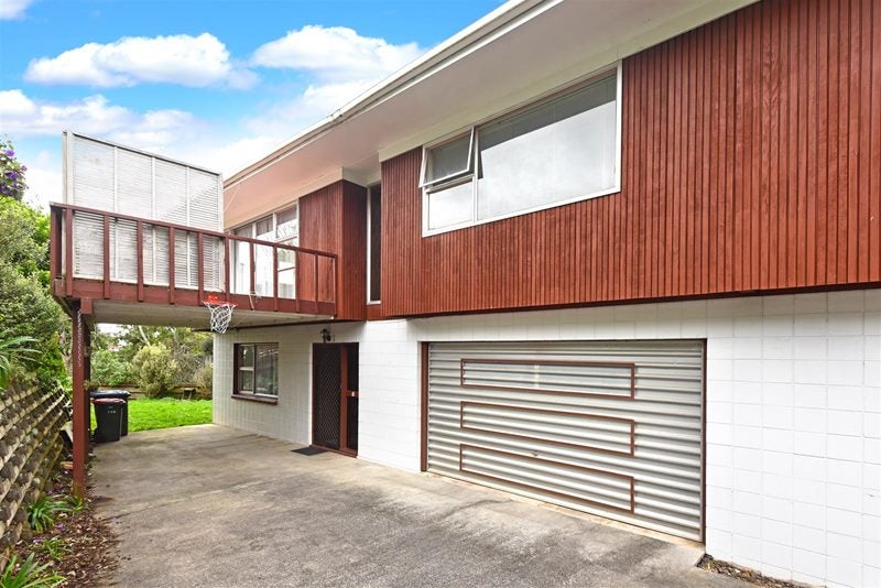 12B Bel Air Drive, Hillsborough, Auckland - Carousel 2